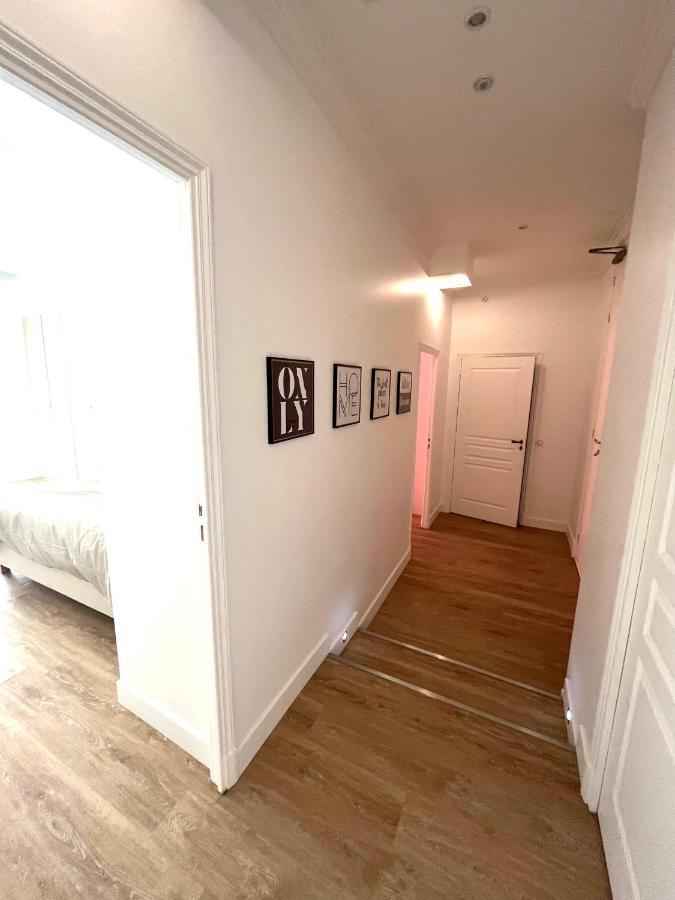 Large Haussmanian Appartment In The Heart Of نيس المظهر الخارجي الصورة